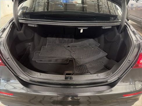 Used 2023 Mercedes-Benz E 350 4MATIC Sedan image 12