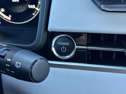 New 2025 Mitsubishi Outlander 4WD Plug-In Hybrid image 23