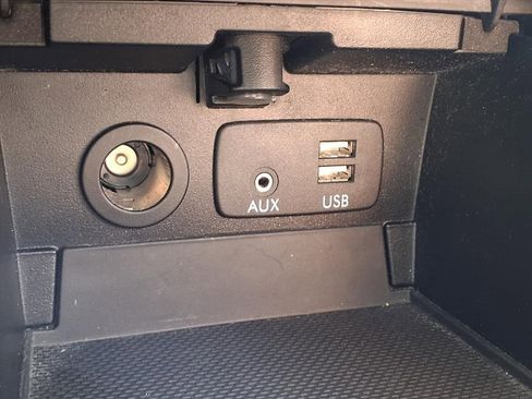 Used 2018 Subaru Outback 3.6R Limited image 21