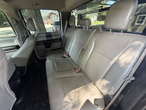 Used 2017 Ford F250 XL w/ Power Equipment Group AWD/4WD image 17