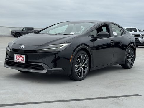 New 2026 Toyota Prius Limited FWD image 11