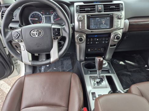 Used 2019 Toyota 4Runner Limited AWD/4WD image 18