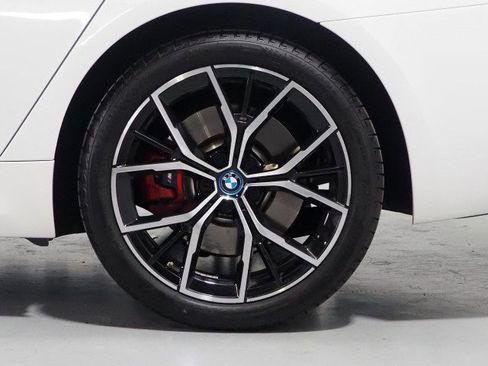Used 2023 BMW 530e w/ M Sport Package RWD image 51