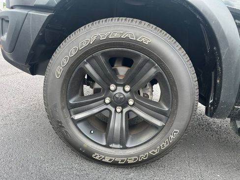Used 2021 RAM 1500 Classic Warlock AWD/4WD image 9