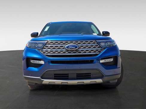 Used 2023 Ford Explorer Limited RWD image 2