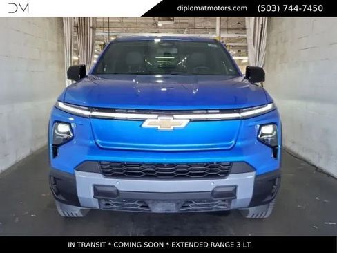 Used 2025 Chevrolet Silverado EV LT AWD/4WD image 2
