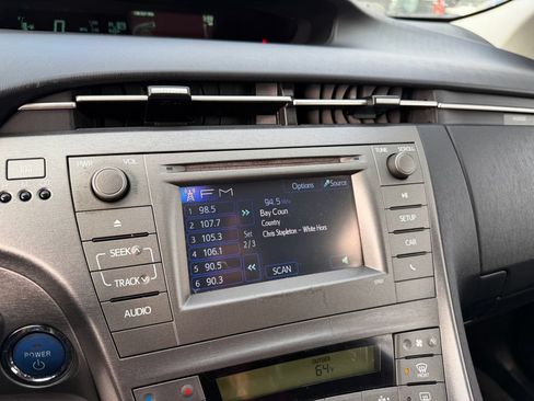 Used 2015 Toyota Prius Two FWD image 24