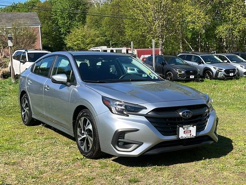 Certified 2025 Subaru Legacy Premium AWD/4WD image 3