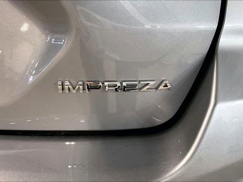 Used 2025 Subaru Impreza 2.0i image 8