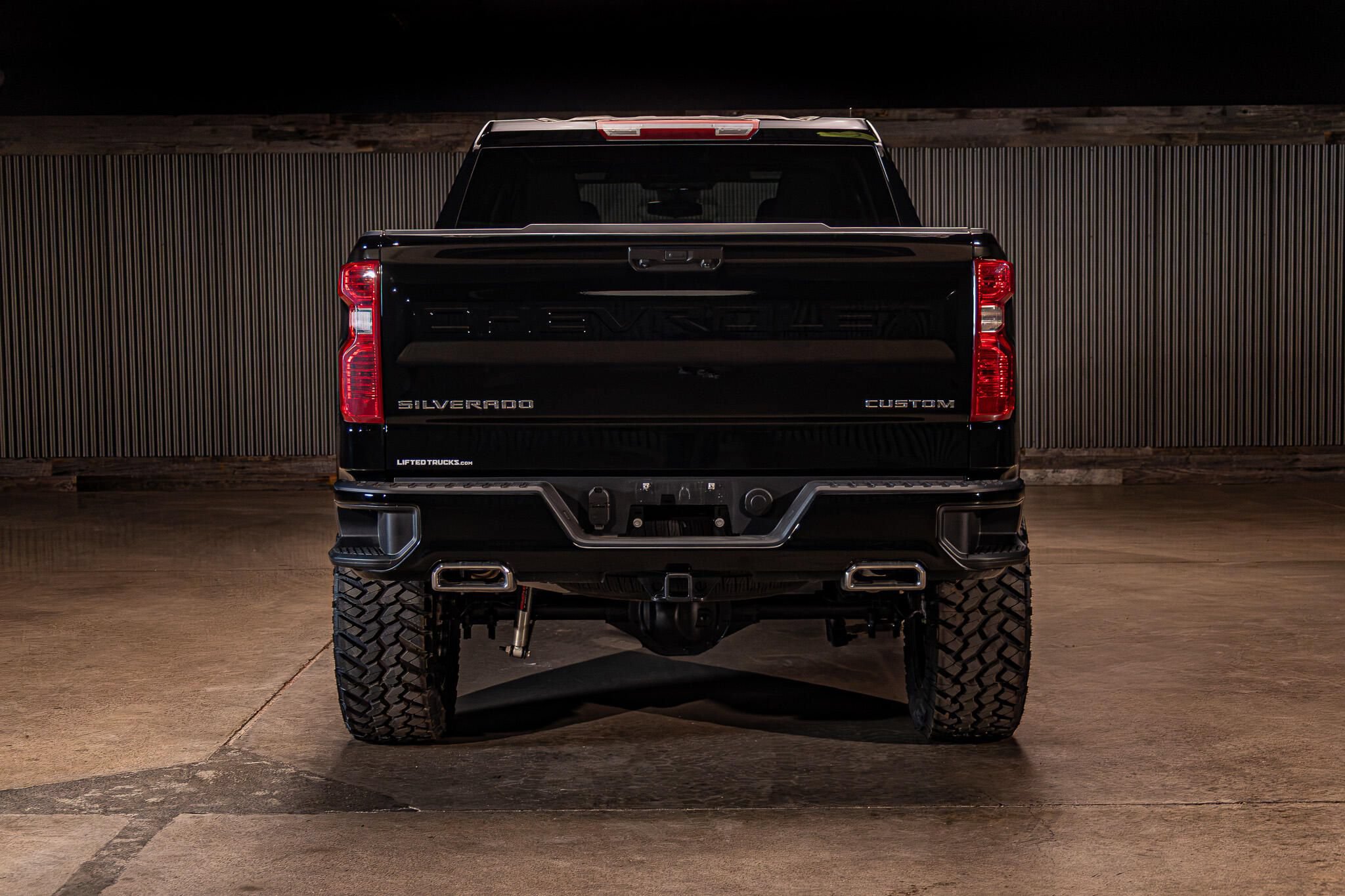 Used 2026 Chevrolet Silverado 1500 Custom Trail Boss AWD/4WD image 8
