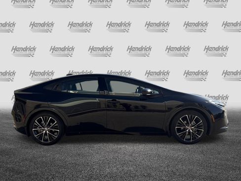 Used 2024 Toyota Prius XLE image 11