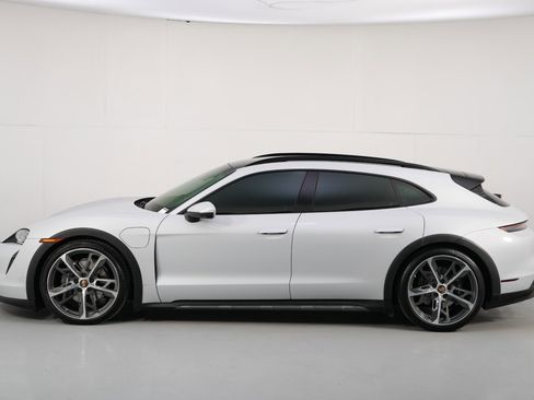 Used 2024 Porsche Taycan 4 Cross Turismo image 49