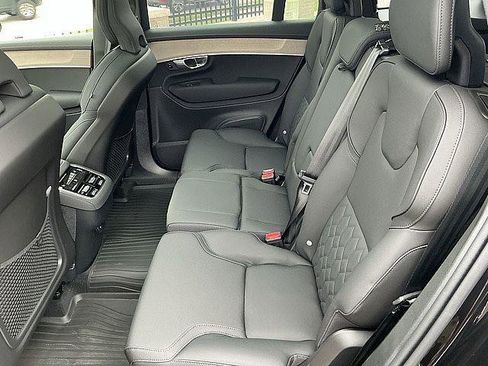 New 2026 Volvo XC90 B6 Plus w/ Protection Package AWD/4WD image 14