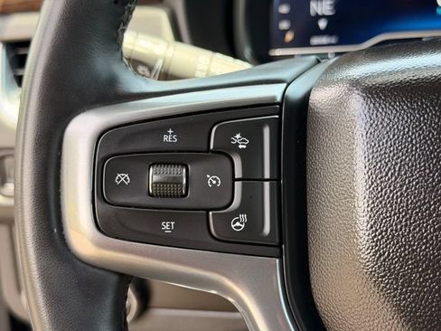 Used 2023 Chevrolet Tahoe Premier AWD/4WD image 13