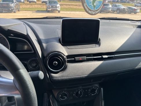 Used 2017 Toyota Yaris iA image 8