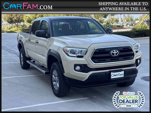 Used 2017 Toyota Tacoma SR5 w/ Tow Package RWD image 1