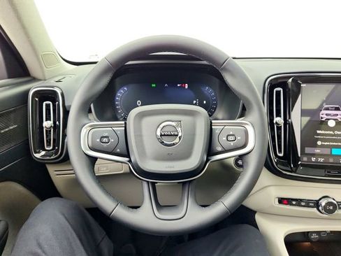 New 2026 Volvo XC40 B5 Ultra w/ Climate Package image 21