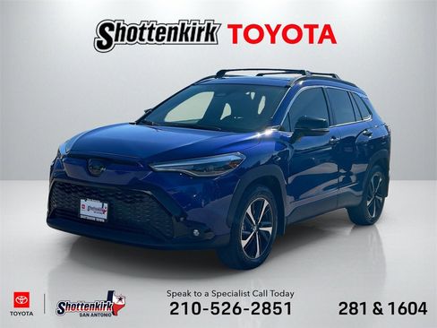 Used 2025 Toyota Corolla Cross AWD Hybrid image 1
