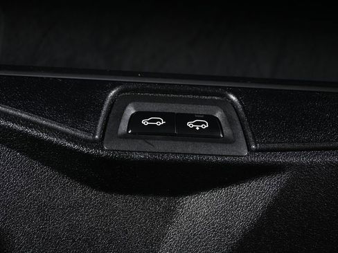 Certified 2023 BMW X7 xDrive40i w/ Premium Package image 42