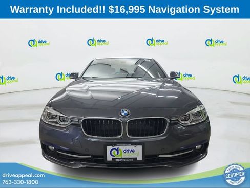 Used 2017 BMW 330i xDrive Sedan AWD/4WD image 3