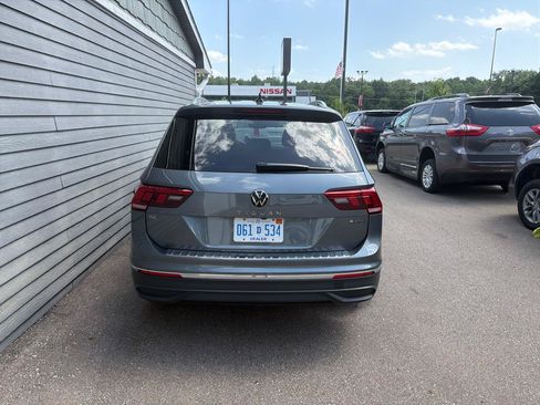 Used 2024 Volkswagen Tiguan SE AWD/4WD image 11