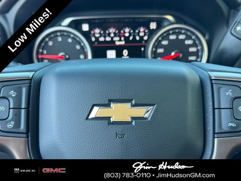 Used 2022 Chevrolet Silverado 2500 High Country w/ Z71 Off-Road Package image 27