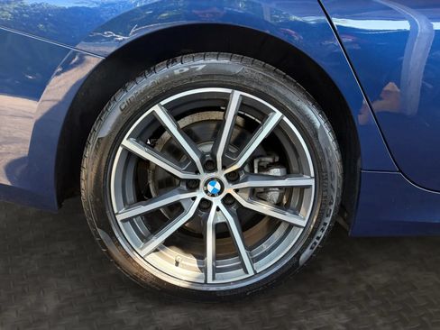 Used 2019 BMW 330i xDrive Sedan w/ Driving Assistance Package AWD/4WD image 40