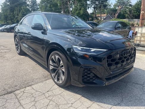 Used 2026 Audi Q8 Premium Plus w/ Premium Plus Package AWD/4WD image 1