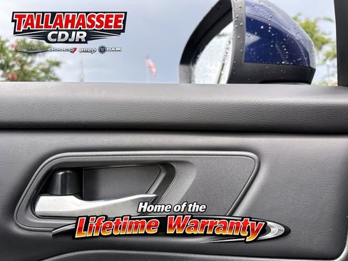 Used 2024 Nissan Rogue SV FWD image 14