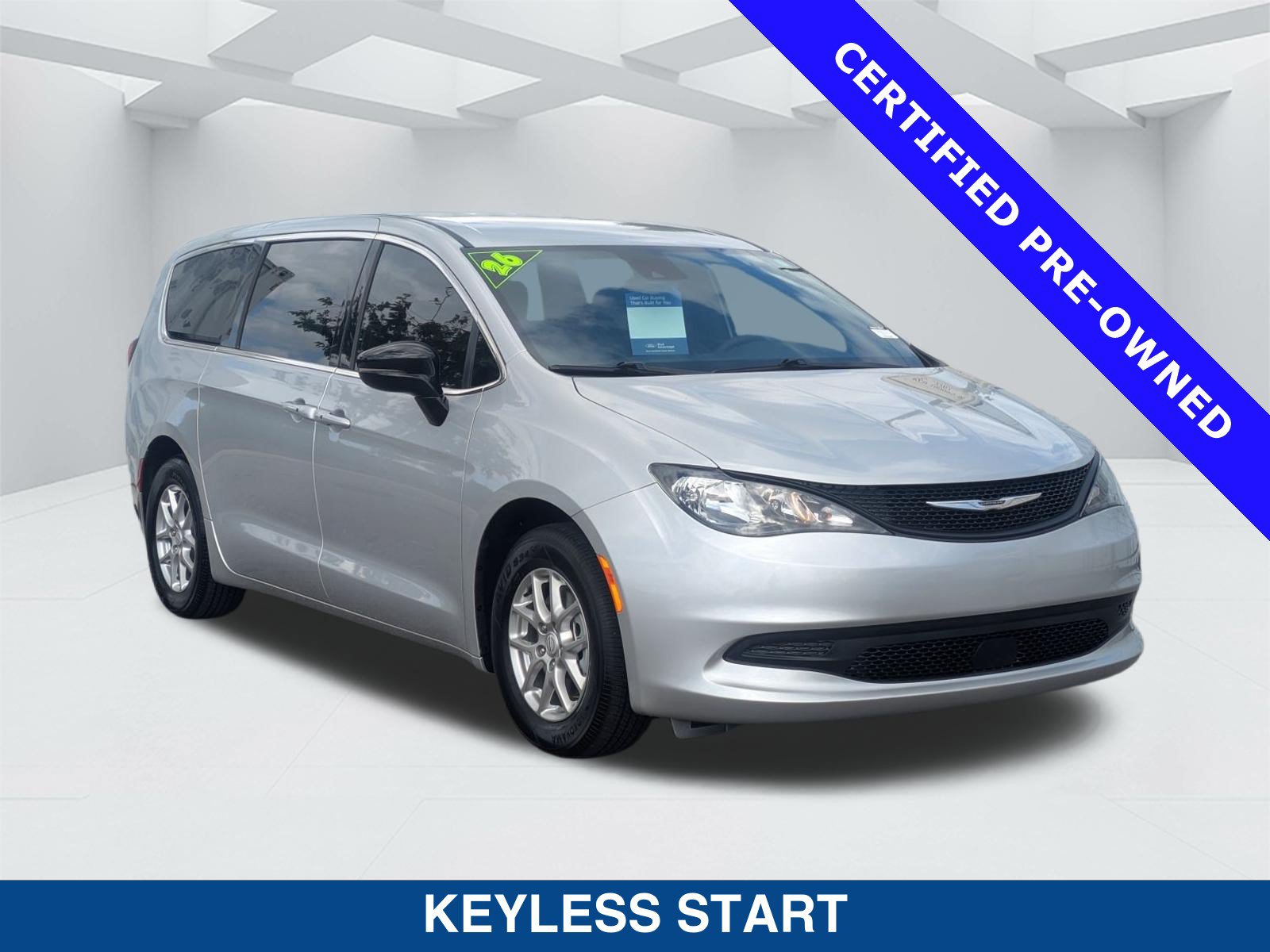 Used 2026 Chrysler Voyager LX FWD image 3