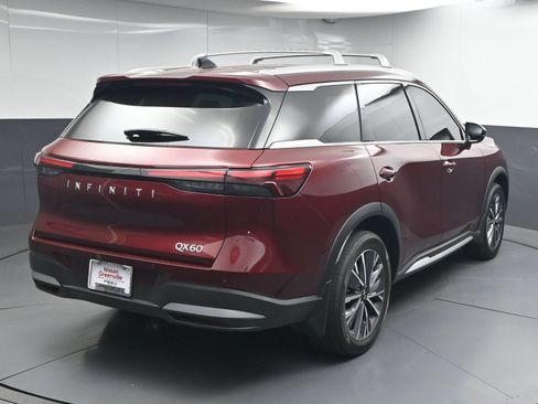 Used 2026 INFINITI QX60 Luxe w/ Cargo Package FWD image 7