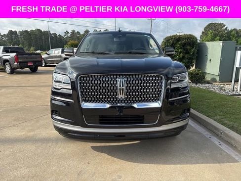 Used 2023 Lincoln Navigator Reserve image 22
