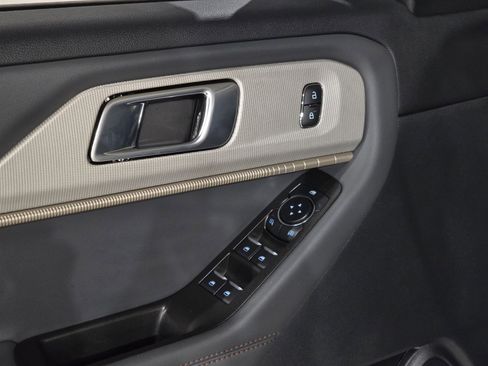 New 2026 Ford Explorer Active image 17