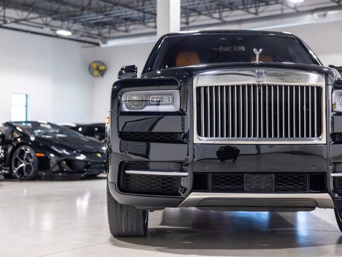 Used 2022 Rolls-Royce Cullinan AWD/4WD image 14