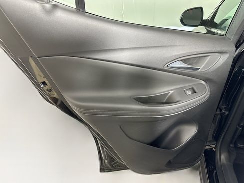 Used 2025 Buick Encore GX Preferred image 25