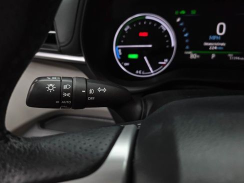 Used 2021 Toyota Sienna Limited AWD/4WD image 27