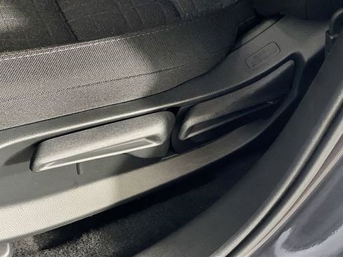 Used 2026 Honda HR-V LX image 13