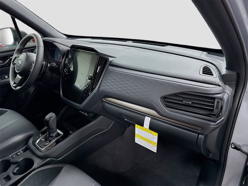 New 2025 Subaru Forester Touring image 29
