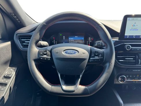 Used 2024 Ford Escape ST-Line w/ Equipment Group 301A FWD image 12