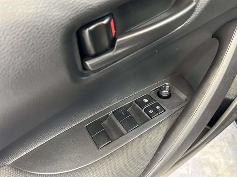 Used 2025 Toyota Corolla LE FWD image 17