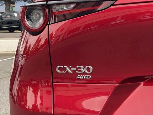 Used 2025 MAZDA CX-30 AWD 2.5 S w/ Select Sport Pkg image 17