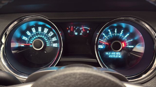 Used 2013 Ford Mustang Coupe w/ V6 Performance Pkg RWD image 15