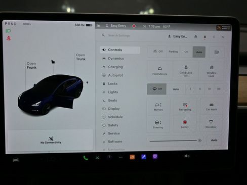 Used 2021 Tesla Model 3 Standard Range Plus image 24