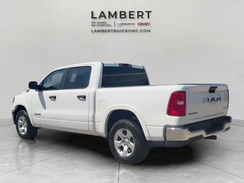 Used 2025 RAM 1500 Big Horn AWD/4WD image 3