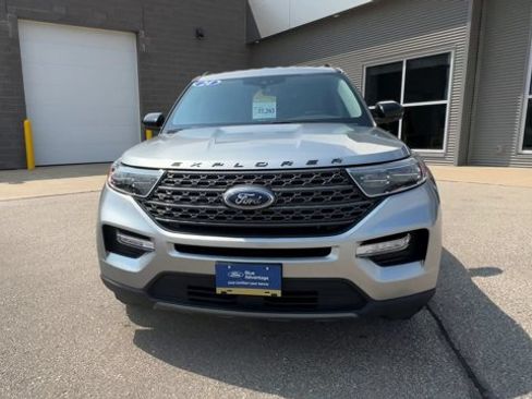 Certified 2024 Ford Explorer XLT w/ Equipment Group 202A AWD/4WD image 4