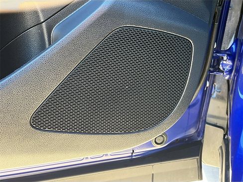 Used 2024 Toyota Corolla Cross XLE image 19