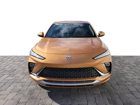 New 2026 Buick Envista Avenir image 2