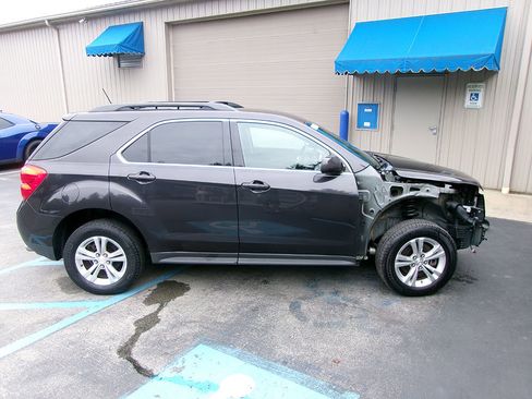 Used 2015 Chevrolet Equinox LT image 1