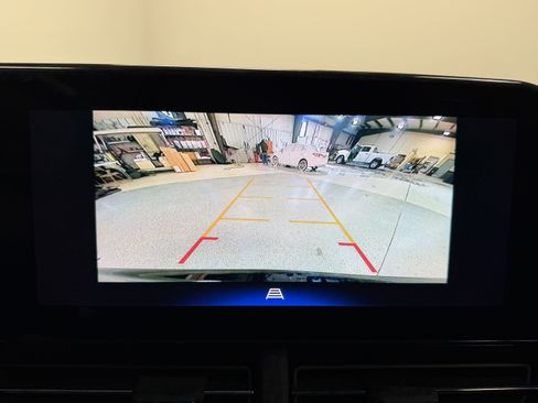 Used 2024 Chevrolet Trax LT w/ LT Convenience Package image 12