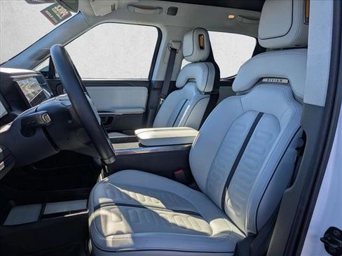 Used 2023 Rivian R1T Adventure image 16